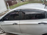 Hyundai Accent 2011-2017 рр. Вітровики з хромованим молдингом SD (4 шт, Niken) фото 1