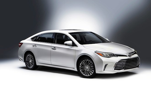 Огляд флагманського седана Toyota Avalon