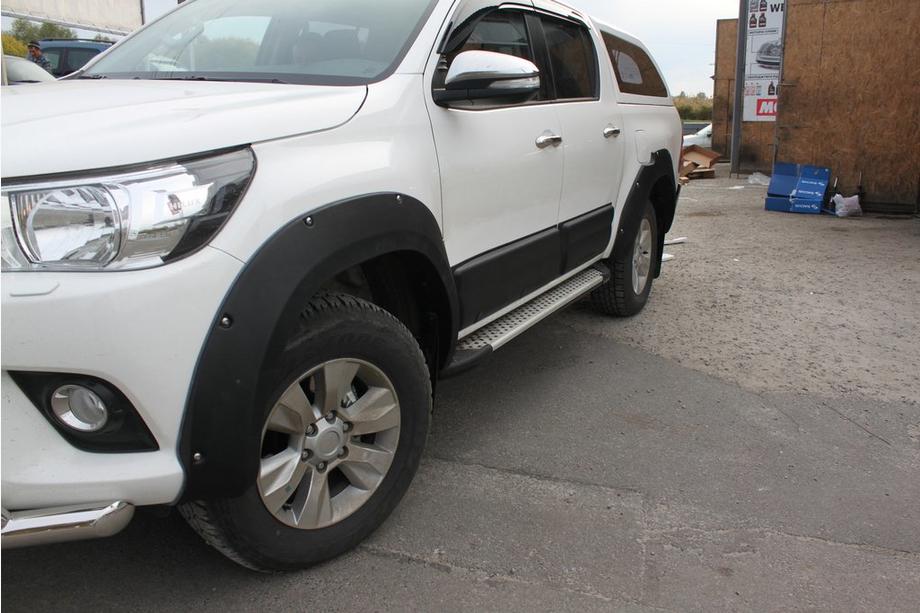 Toyota Hilux 2015- рр. Розширювачі колісних арок (2015-2020, АБС, на болтах) Фото 11