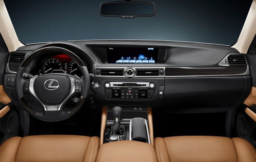 Огляд седана Lexus GS