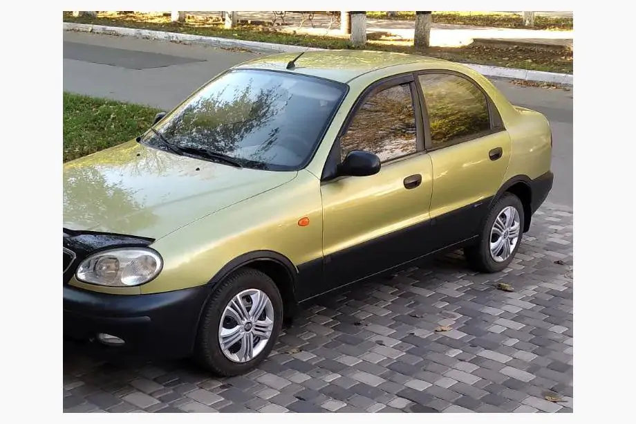 Chevrolet Lanos 1998-2017 рр. Накладки на арки (4 шт, чорні)