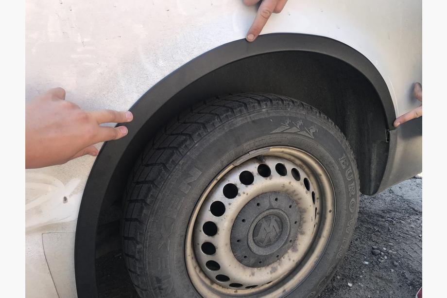 Volkswagen T5 Transporter 2003-2010 рр. Накладки на арки (6 шт, чорні) Фото 7