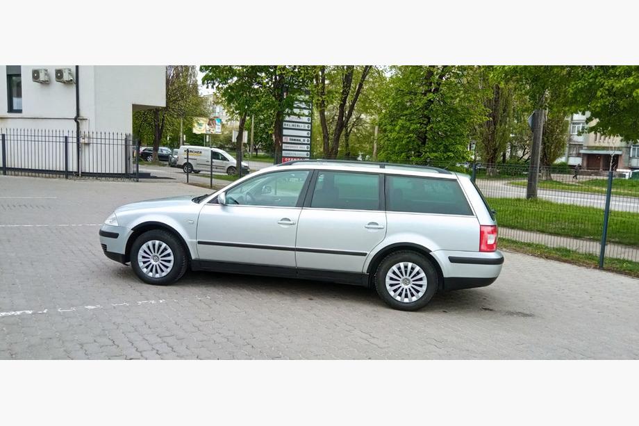 Volkswagen Passat B5 1997-2005 рр. Накладки на арки (4 шт, чорні) SW, 2000-2006, метал Фото 4
