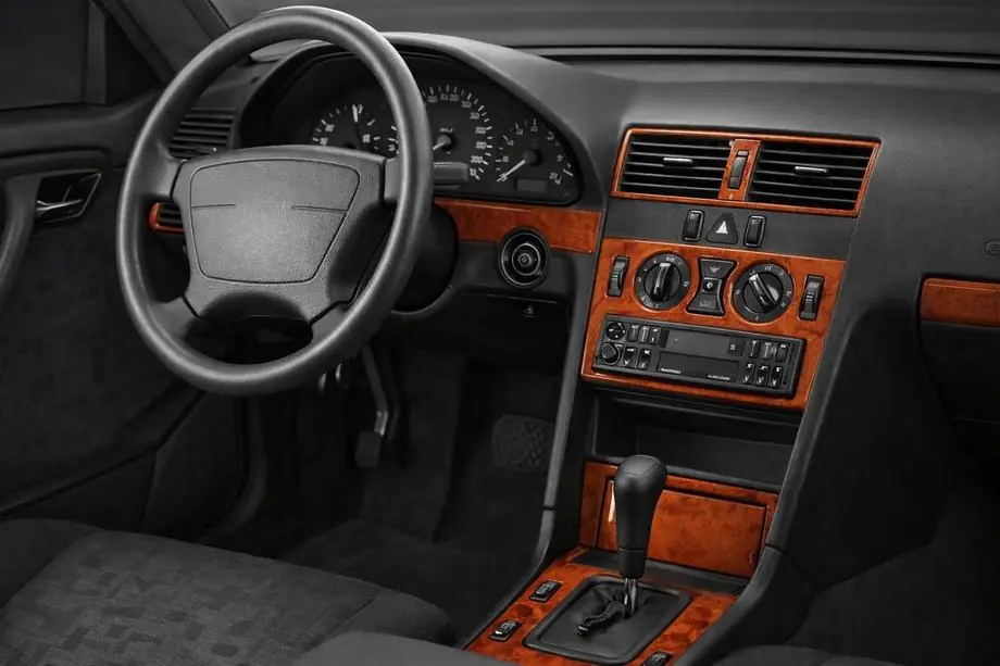 Mercedes C-class W202 1993-2001 рр. Накладки на панель (1995-1997) Image