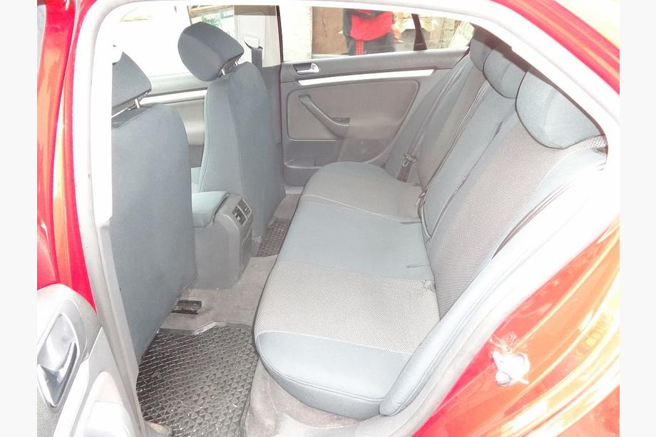 Volkswagen Jetta 2006-2011 рр. Авточохли (тканинні, Classik) Фото 3