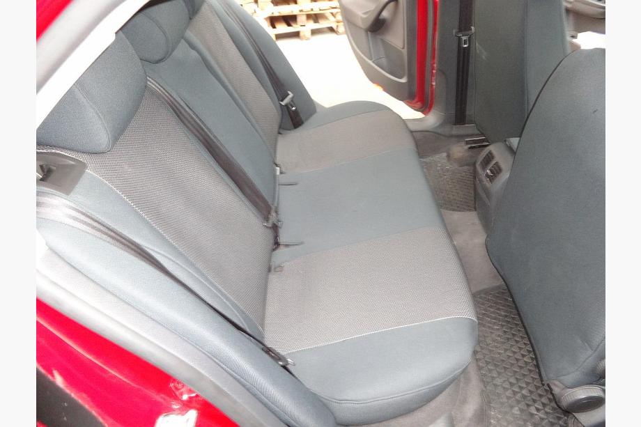Volkswagen Jetta 2006-2011 рр. Авточохли (тканинні, Classik) Фото 6