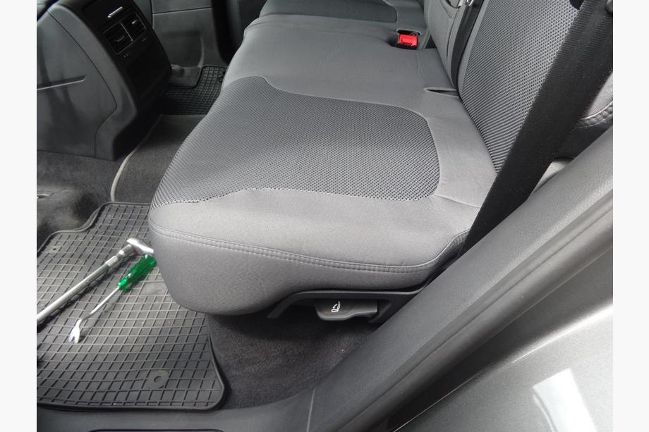 Volkswagen Touareg 2010-2018 рр. Авточохли (тканинні, Classik) Фото 6