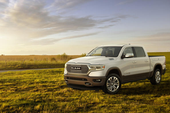 Брутальний і неповторний: пікап Ram 1500 нового покоління Фото 2