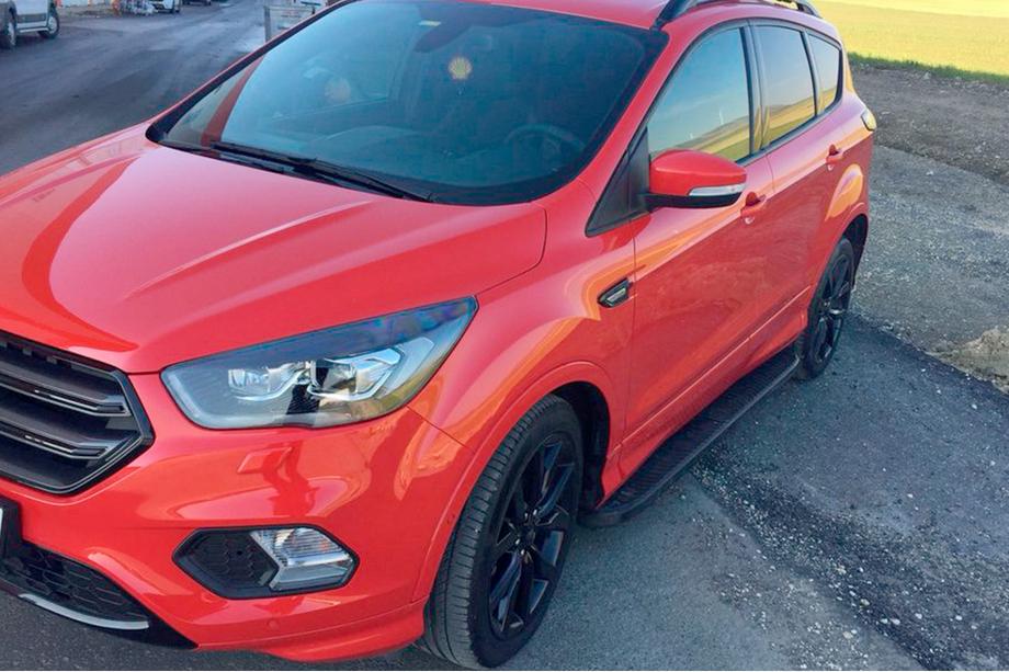 Ford Kuga/Escape 2013-2019 рр. Бокові пороги Tayga Black (2 шт., Алюміній) Image