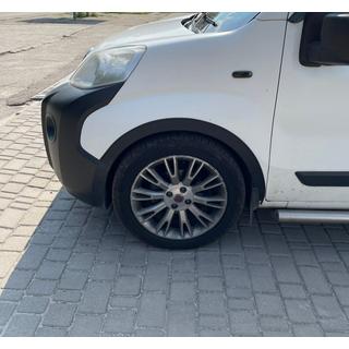 Fiat Fiorino Чорні накладки на арки