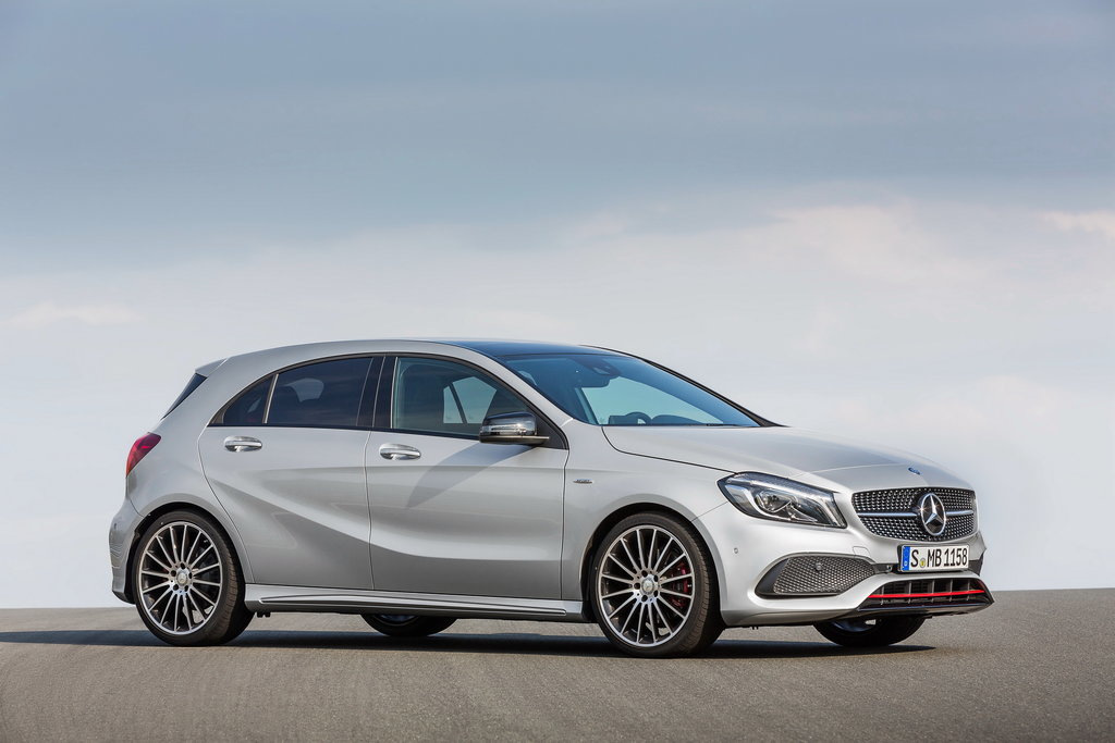 Огляд хетчбека Mercedes-Benz A-class W176