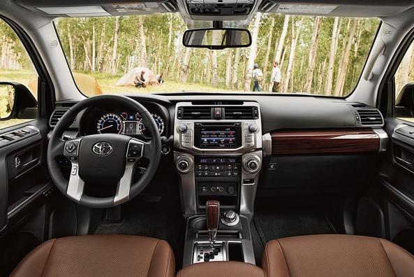 Огляд позашляховика Toyota 4Runner п’ятого покоління Фото 6