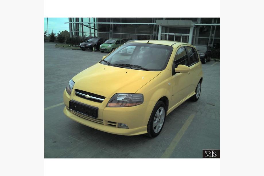 Chevrolet Aveo T200 2002-2008 рр. Накладка на передній бампер (під фарбування) Фото 2