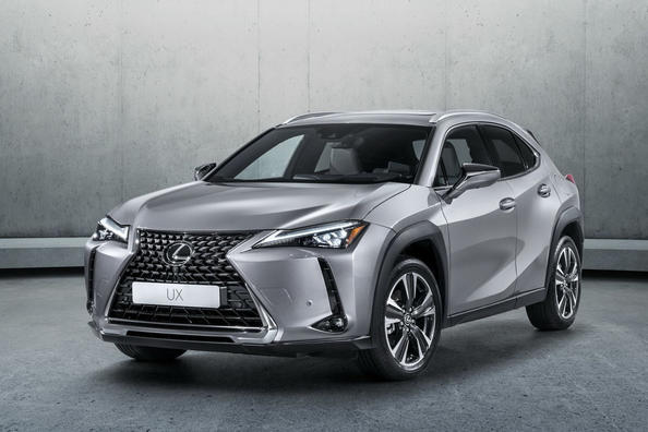 Огляд нового компактного кросовера Lexus UX 200