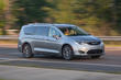 Огляд мінівена Chrysler Pacifica фото 3