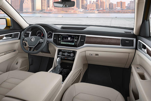 Огляд позашляховика Volkswagen Teramont Фото 5