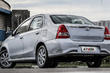 Огляд бюджетного седана Toyota Etios фото 5