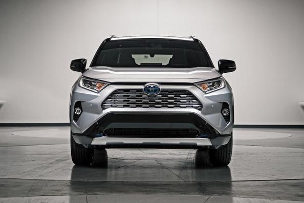 Кросовер Toyota RAV4 2019-го модельного року