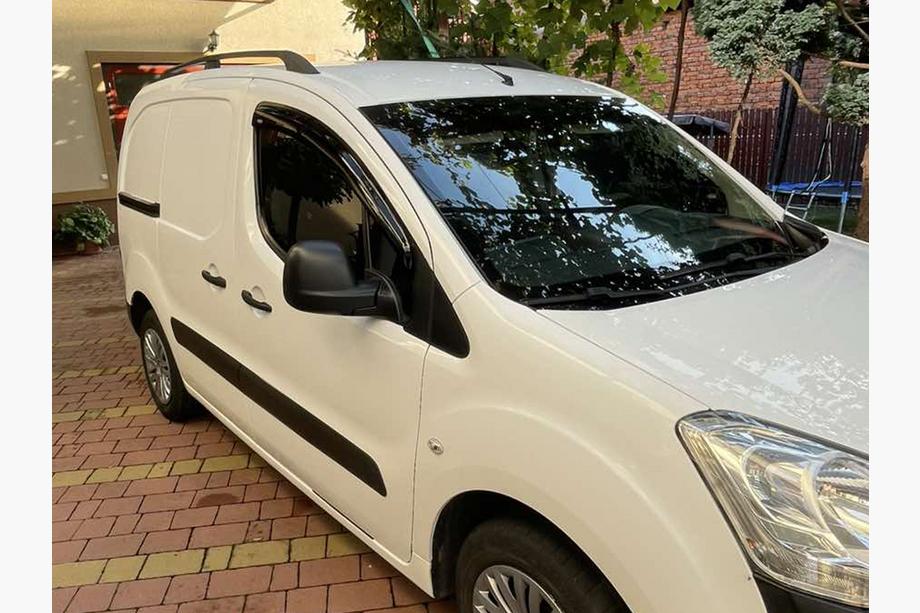 Peugeot Partner Tepee 2008-2018 рр. Вітровики (2 шт, Niken) Фото 6