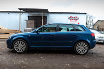 Audi A3 2003-2012 рр. Нижні молдинги скла (нерж) фото 2
