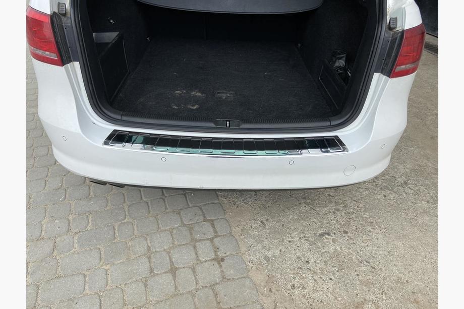 Volkswagen Passat B7 2012-2015 рр. Накладка на задній бампер Carmos (SW, нерж) Фото 3