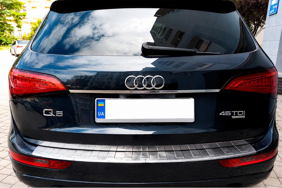 Audi Q5 2008-2017 рр. Накладка на задній бампер Carmos (нерж) Image