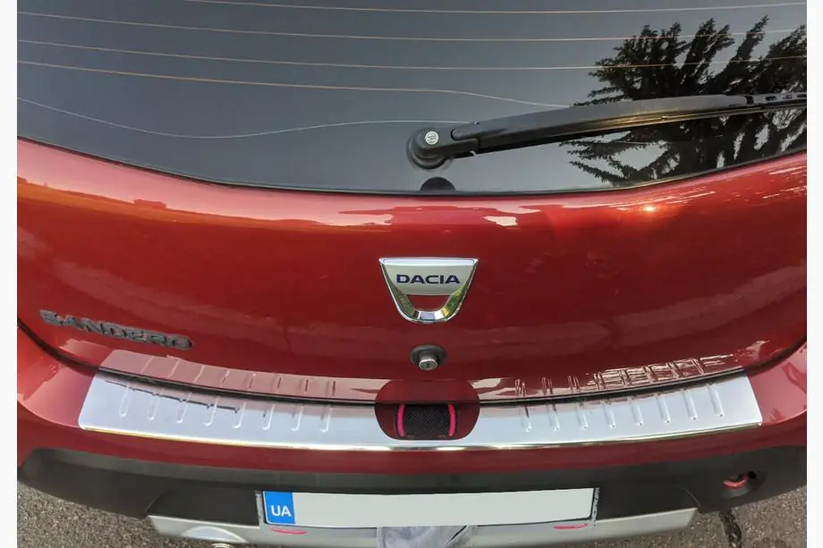 Renault Sandero 2007-2013 рр. Накладка на задній бампер Carmos V1 (нерж) Image