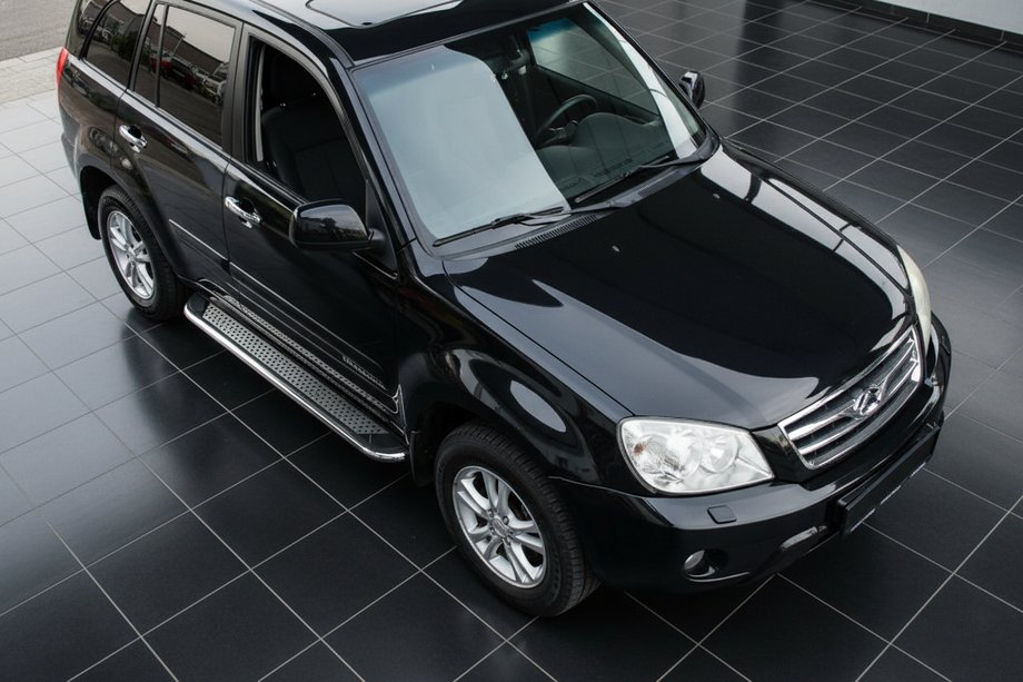 Chery Tiggo 3 2005- рр. Бокові пороги Maydos V2 (2 шт., алюміній ↗ нерж) Фото 1