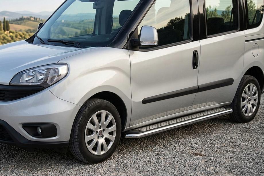 Opel Combo 2012-2018 рр. Бокові пороги Maydos V2 (2 шт., алюміній ↗ нерж) Image