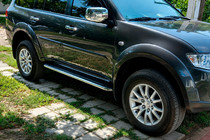 Fiat Fullback 2016- рр. Бокові пороги Maydos V2 (2 шт., алюміній ↗ нерж) фото 7