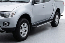 Fiat Fullback 2016- рр. Бокові пороги Duru (2 шт., алюміній) фото 1
