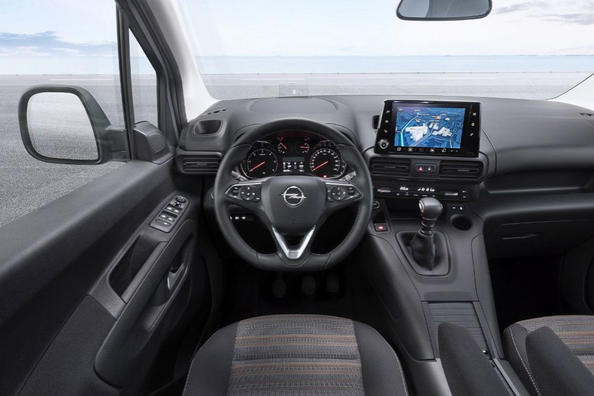 Огляд компактвена Opel Combo Life нового покоління Фото 6