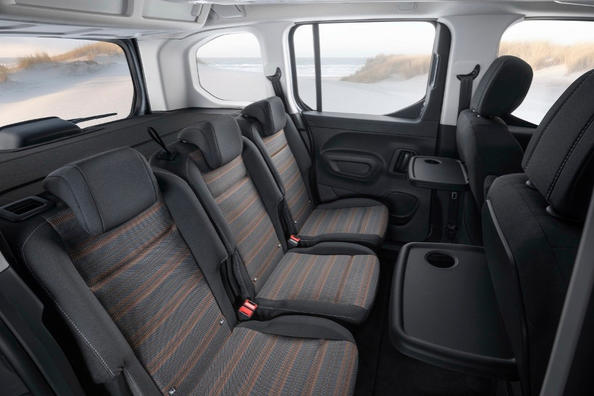 Огляд компактвена Opel Combo Life нового покоління Фото 5