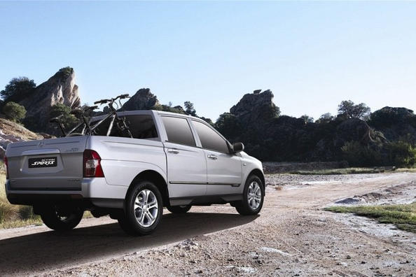 Огляд пікапа Ssangyong Actyon Sports Фото 3