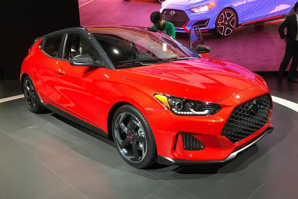 Огляд хетчбека Hyundai Veloster другого покоління