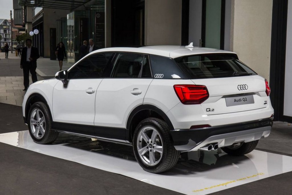 Огляд компактного кросовера Audi Q2