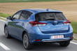 Огляд хетчбека Toyota Auris фото 3
