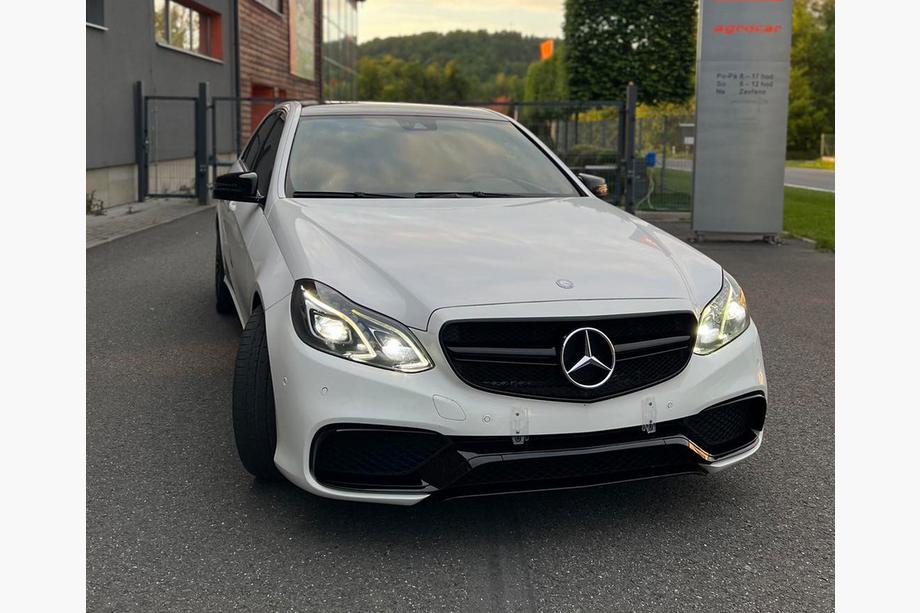 Mercedes E-class W212 2009-2016 рр. Комплект обвісів E63 AMG (для 2013-2016) Image