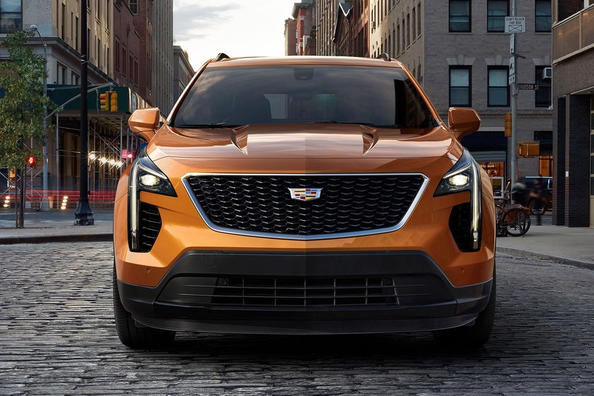 Компактний преміальний кросовер Cadillac XT4