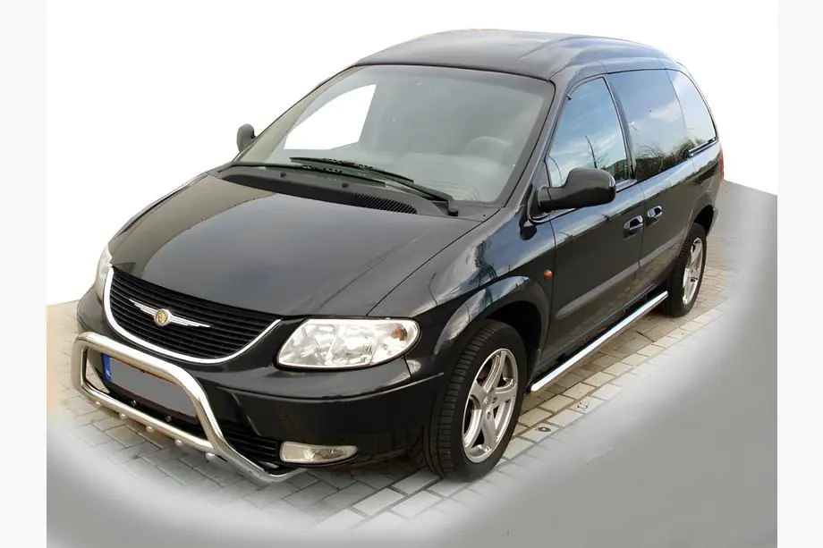 Chrysler Voyager 2001-2007 рр. Передня дуга WT003 (нерж.)