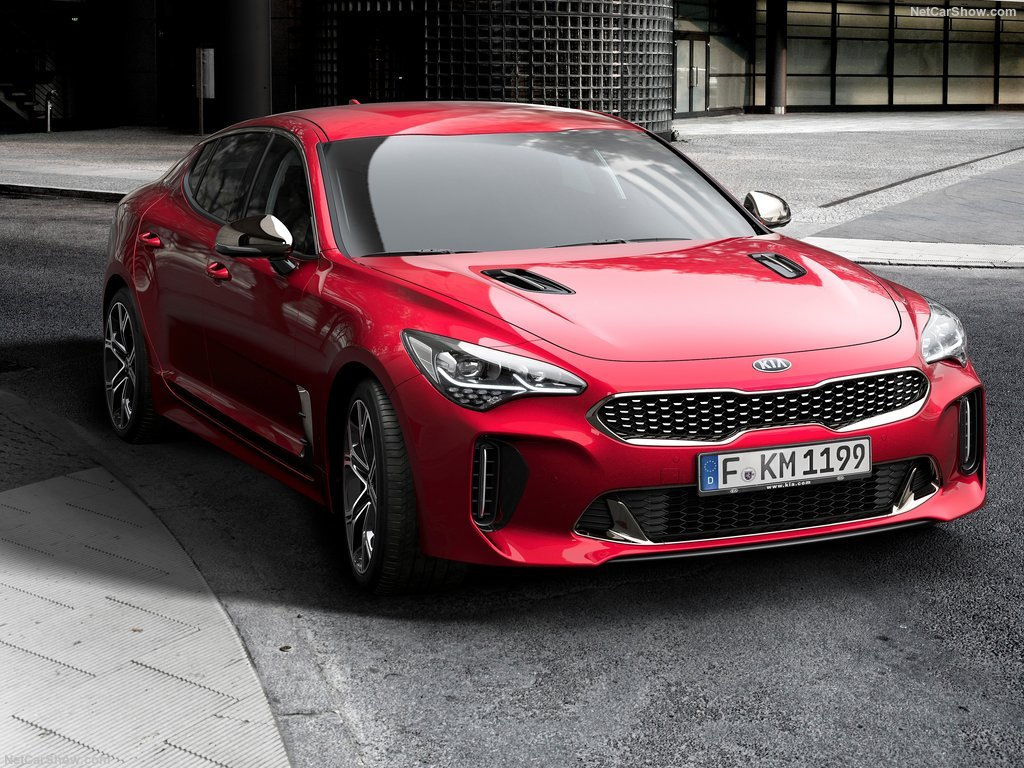 Kia Stinger: ліфтбек зі спортивними звичками