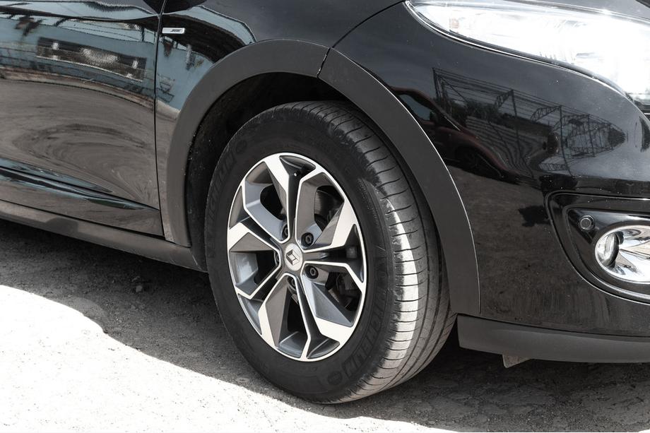 Renault Megane III 2009-2016 рр. Накладки на арки (8 шт, чорні) HB – метал Фото 5