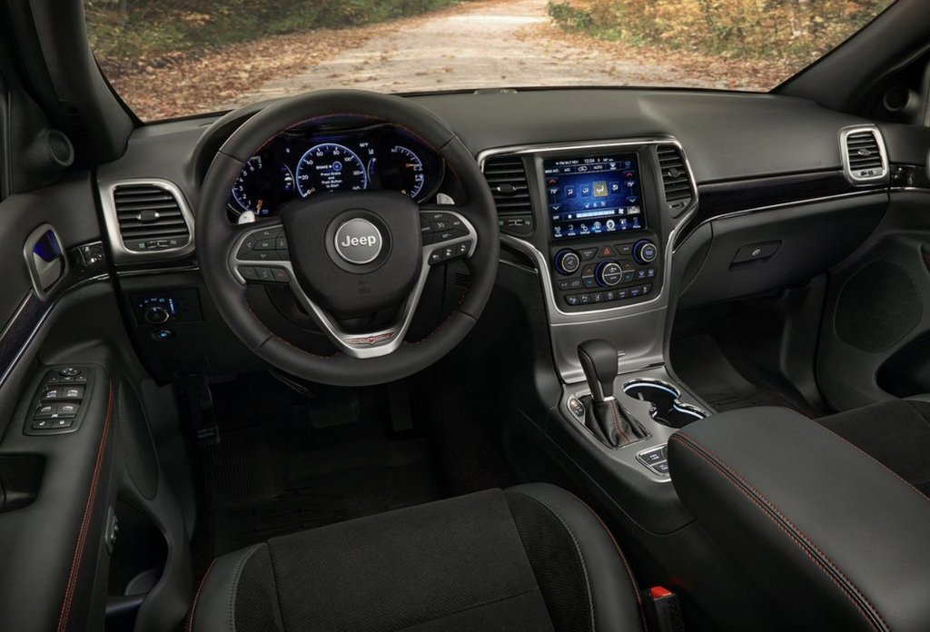 Огляд позашляховика Jeep Grand Cherokee Trailhawk