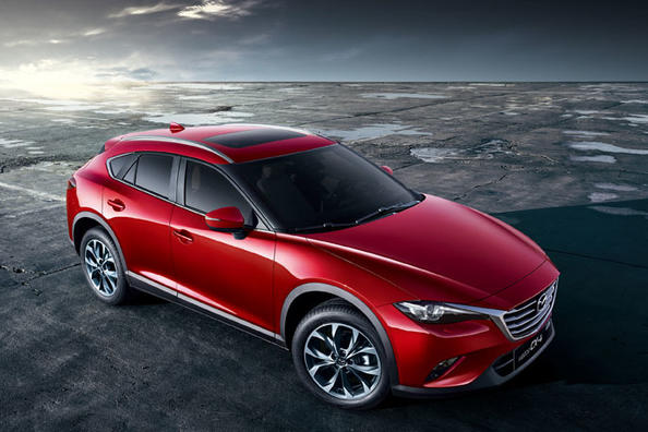 Компактний кросовер Mazda CX-4