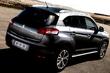 Огляд кросовера Peugeot 4008 фото 5