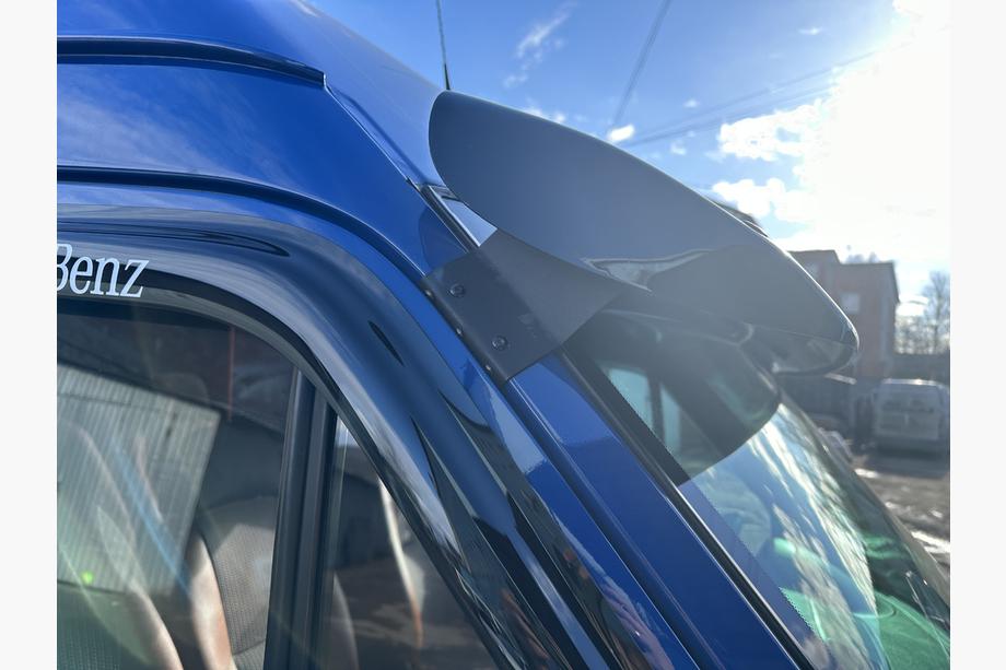 Mercedes Sprinter W901/902/903/904/905 1995-2006 рр. Козирьок на лобове скло (чорний глянець, 5мм) Фото 7