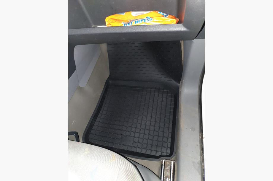 Volkswagen Caddy 2010-2015 рр. Гумові килимки з бортом (2 шт, Polytep) Фото 3