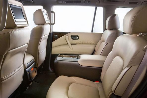 Огляд позашляховика Nissan Armada другого покоління Фото 4