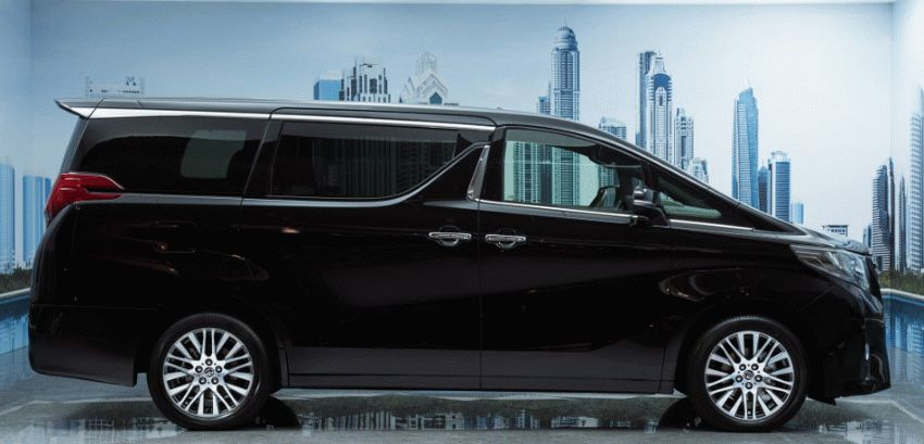Люксовий мінівен Toyota Alphard третього покоління