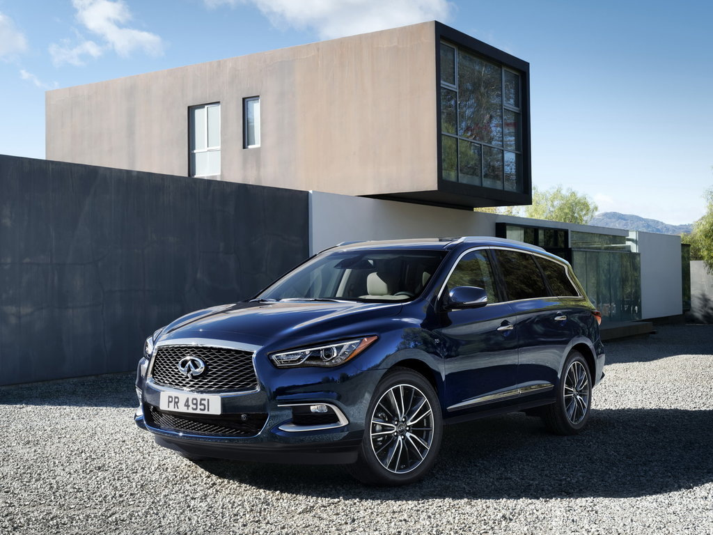Преміальний кросовер Infiniti QX60
